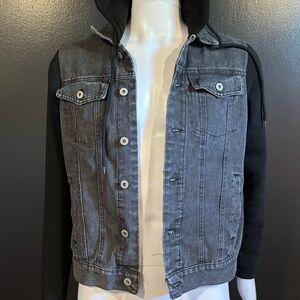 Men's Gray Denim Jacket with Black Sleeves
